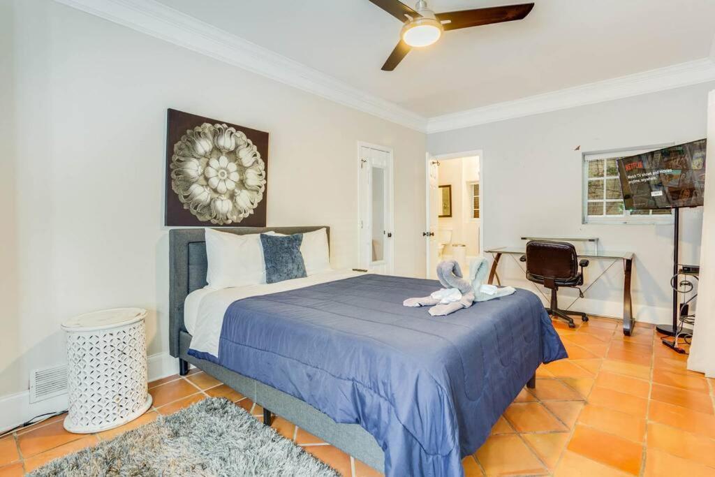 Stunning Atl 5Bdr Home Near Cdc Emory Sleeps 12 Атланта Екстериор снимка