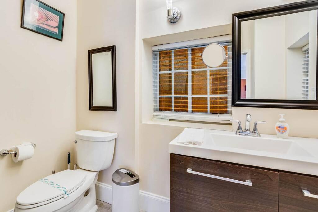Stunning Atl 5Bdr Home Near Cdc Emory Sleeps 12 Атланта Екстериор снимка