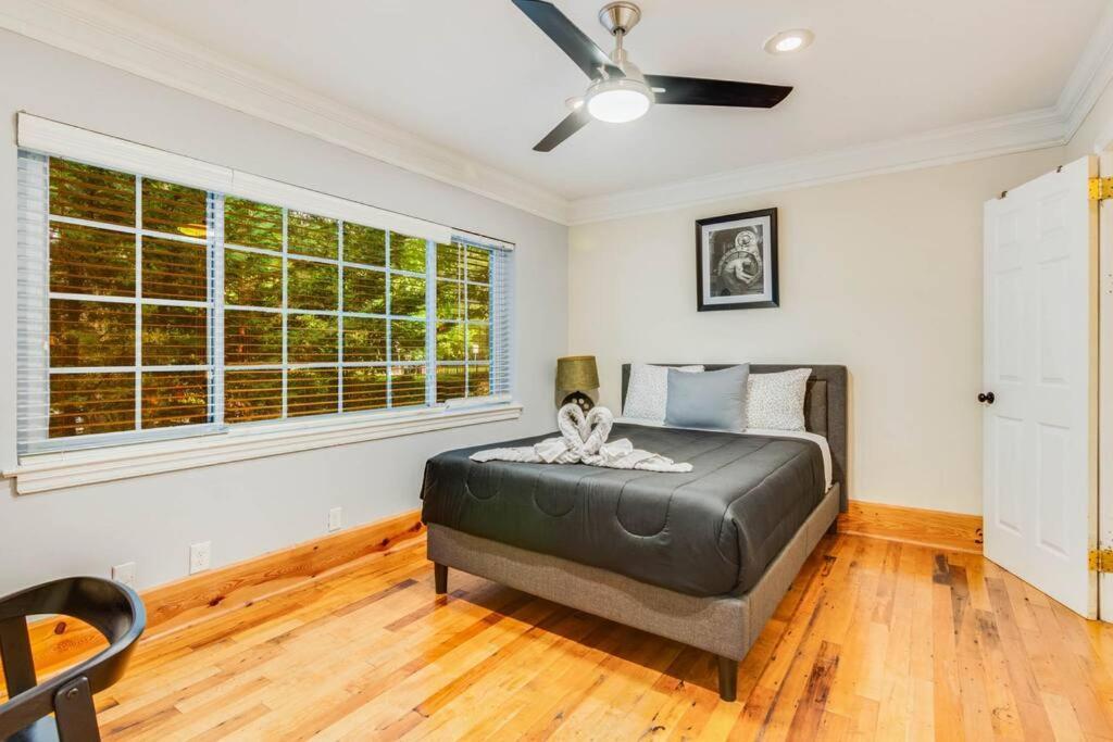 Stunning Atl 5Bdr Home Near Cdc Emory Sleeps 12 Атланта Екстериор снимка